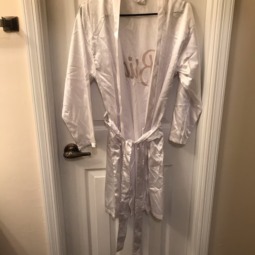 Bride Robe - Picture 3 of 3